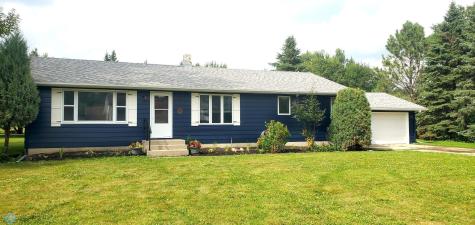 1612 52 1/2 Avenue N Moorhead MN 56560