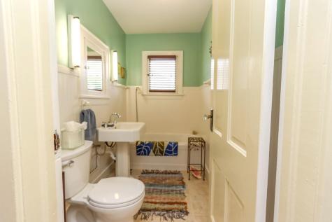 321 Center Street Mankato MN 56001