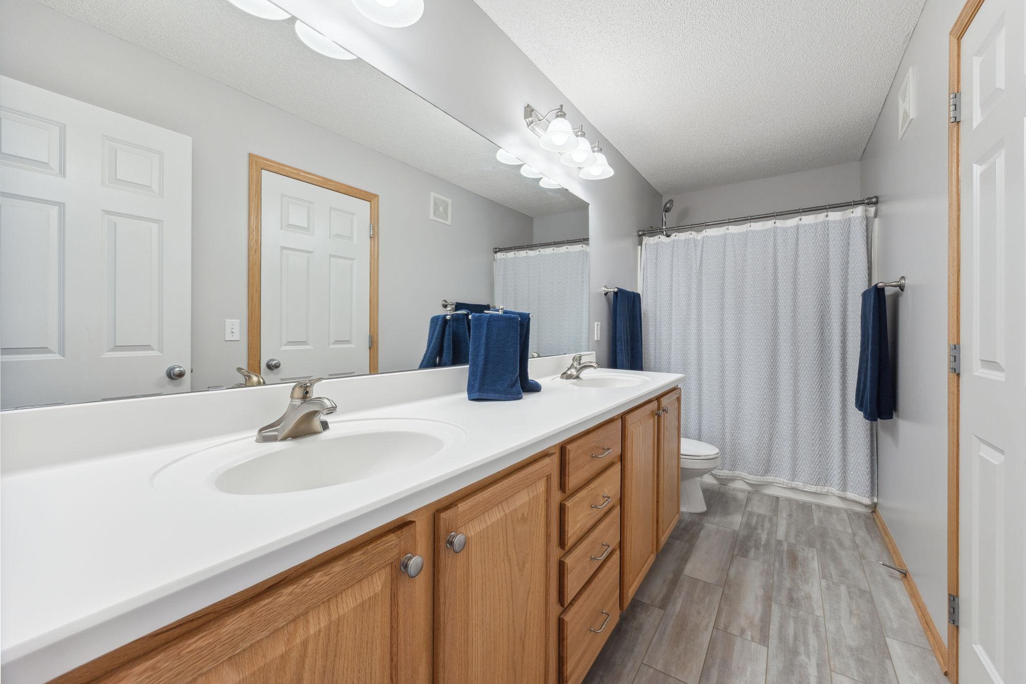 6595 Linwood Drive NE Albertville MN 55301