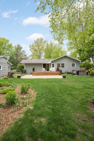 3523 Comet Lane Minnetonka MN 55345