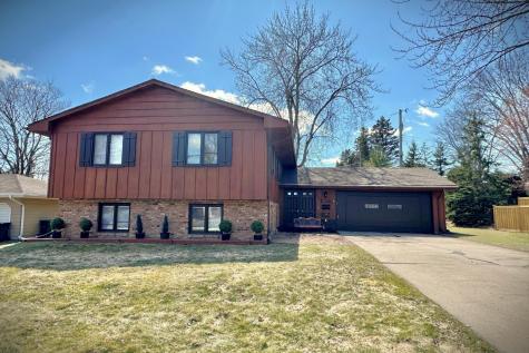 3604 33rd Avenue NE Saint Anthony MN 55418