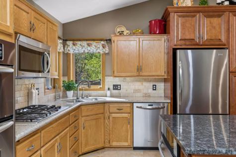 356 Pendryn Hill Curve Woodbury MN 55125