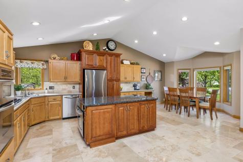 356 Pendryn Hill Curve Woodbury MN 55125