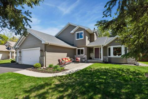 356 Pendryn Hill Curve Woodbury MN 55125