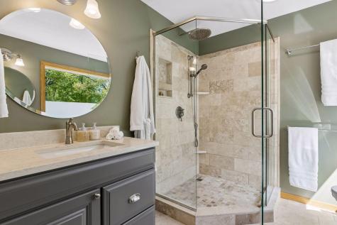 356 Pendryn Hill Curve Woodbury MN 55125
