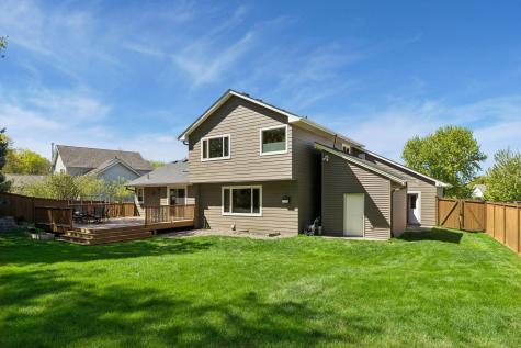356 Pendryn Hill Curve Woodbury MN 55125