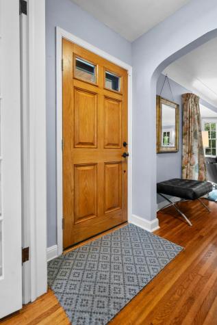 200 Thomas Avenue S Minneapolis MN 55405