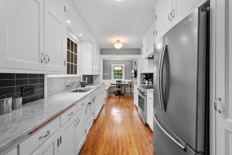 200 Thomas Avenue S Minneapolis MN 55405