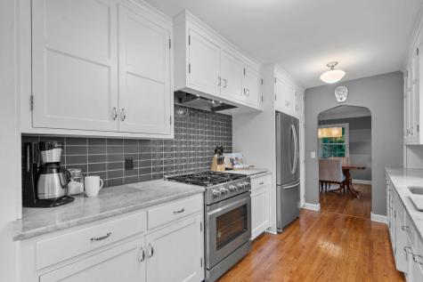 200 Thomas Avenue S Minneapolis MN 55405