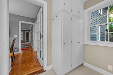 200 Thomas Avenue S Minneapolis MN 55405