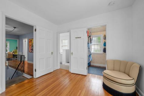 200 Thomas Avenue S Minneapolis MN 55405