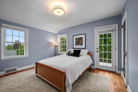 200 Thomas Avenue S Minneapolis MN 55405