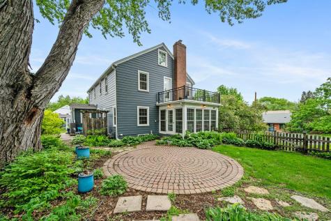 200 Thomas Avenue S Minneapolis MN 55405