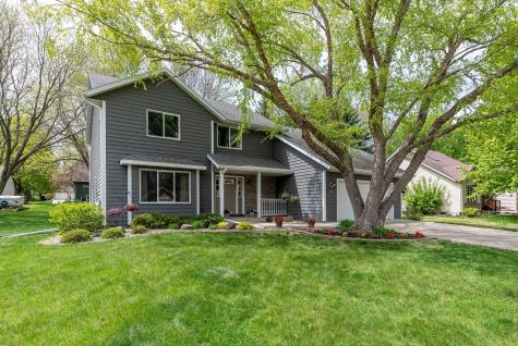 305 Chancery Lane Mankato MN 56001