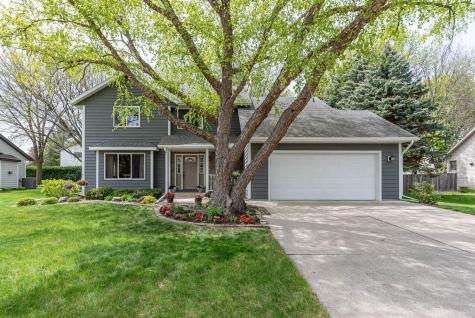 305 Chancery Lane Mankato MN 56001
