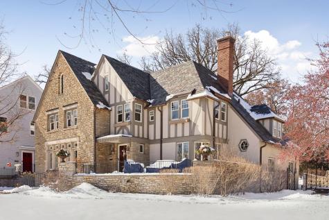 2116 W Lake Of The Isles Parkway Minneapolis MN 55405