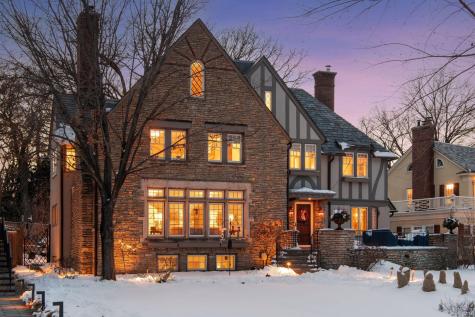2116 W Lake Of The Isles Parkway Minneapolis MN 55405
