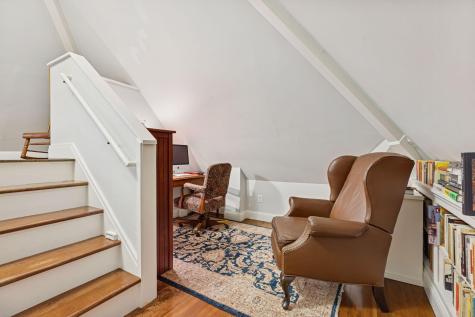 2116 W Lake Of The Isles Parkway Minneapolis MN 55405