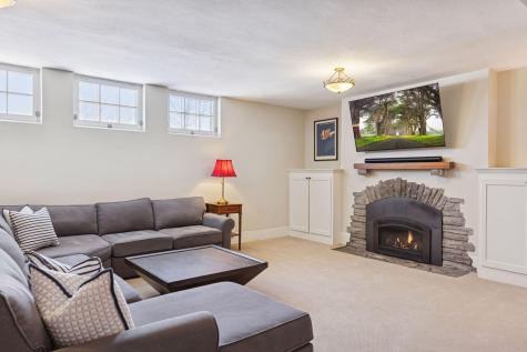 2116 W Lake Of The Isles Parkway Minneapolis MN 55405