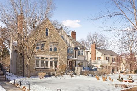 2116 W Lake Of The Isles Parkway Minneapolis MN 55405