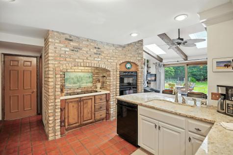 3629 Farmington Road Hopkins MN 55305