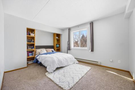 105 3rd Street N Moorhead MN 56560