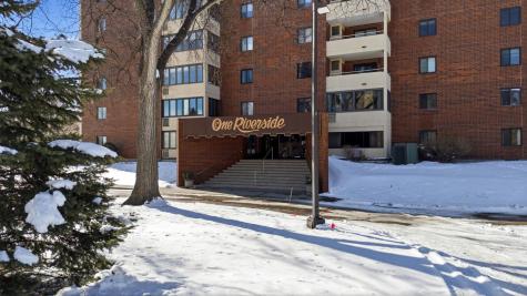 105 3rd Street N Moorhead MN 56560