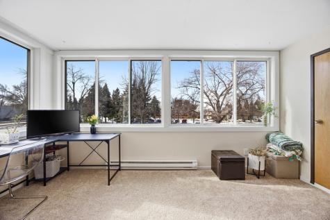 105 3rd Street N Moorhead MN 56560
