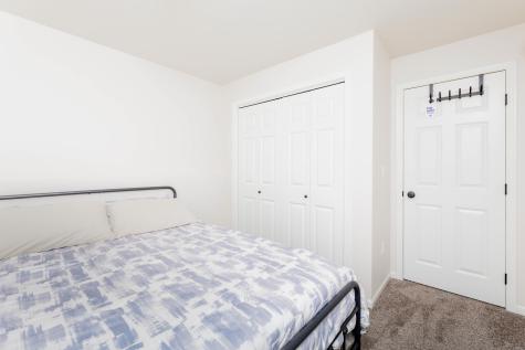 1567 68th Avenue S Fargo ND 58104