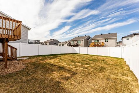 1567 68th Avenue S Fargo ND 58104