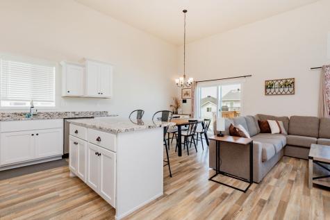 1567 68th Avenue S Fargo ND 58104