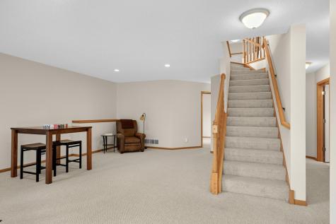 7912 Victoria Curve Saint Louis Park MN 55426