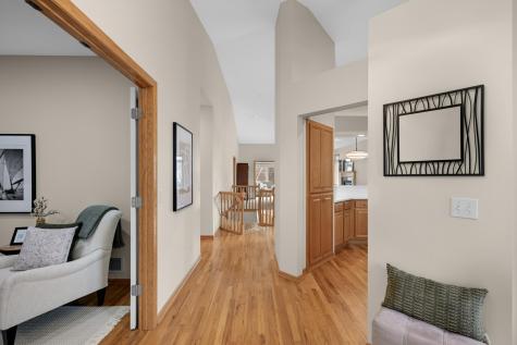 7912 Victoria Curve Saint Louis Park MN 55426