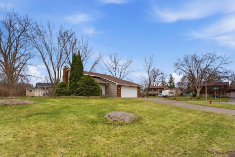 1533 79th Avenue N Brooklyn Park MN 55444