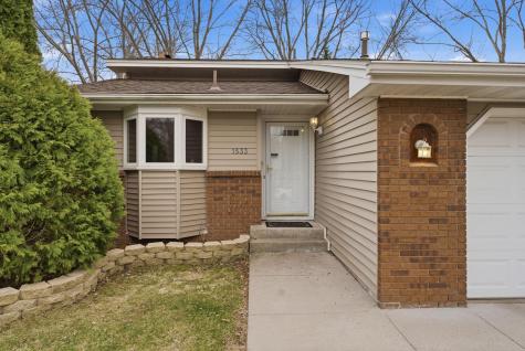 1533 79th Avenue N Brooklyn Park MN 55444