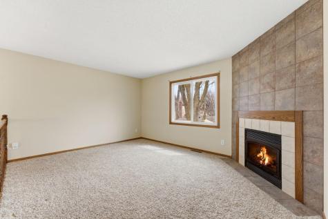 1533 79th Avenue N Brooklyn Park MN 55444