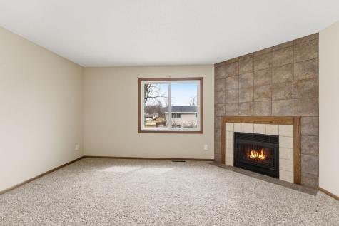 1533 79th Avenue N Brooklyn Park MN 55444