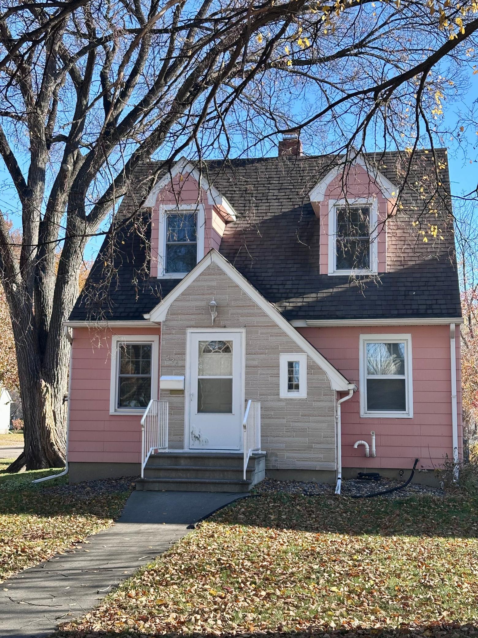 224 12th Street N Moorhead MN 56560