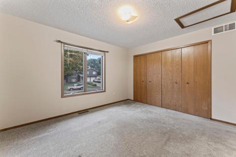 728 Lathrop Drive Northfield MN 55057