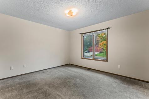 728 Lathrop Drive Northfield MN 55057