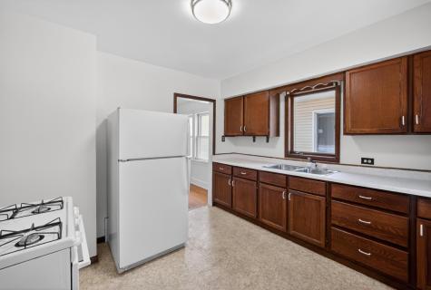 2711 W 9th Street Duluth MN 55806