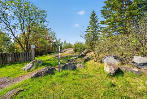 2711 W 9th Street Duluth MN 55806