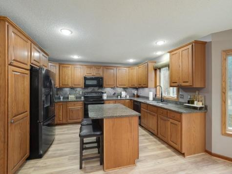 10154 Noble Court N Brooklyn Park MN 55443