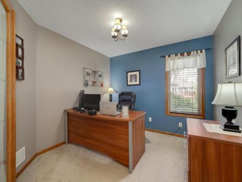 10154 Noble Court N Brooklyn Park MN 55443