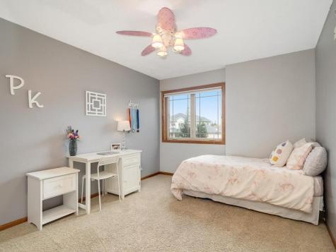 10154 Noble Court N Brooklyn Park MN 55443