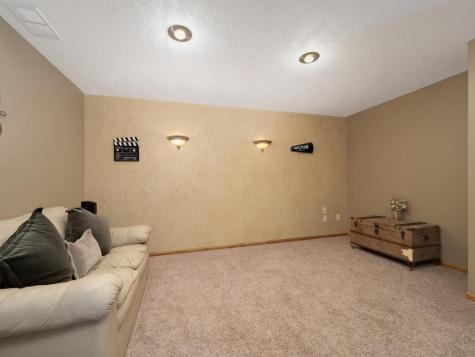 10154 Noble Court N Brooklyn Park MN 55443