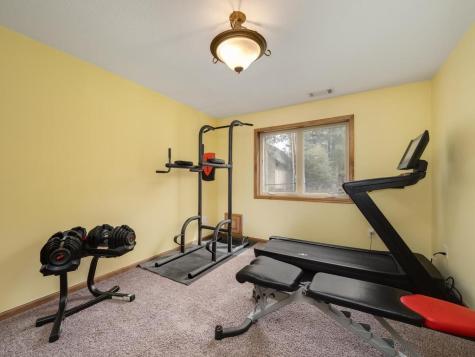 10154 Noble Court N Brooklyn Park MN 55443