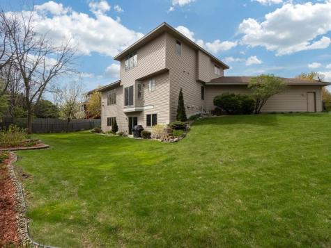10154 Noble Court N Brooklyn Park MN 55443
