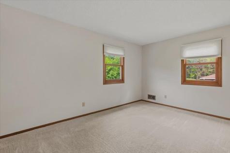 175 W Kraft Road West Saint Paul MN 55118
