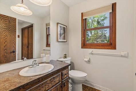 175 W Kraft Road West Saint Paul MN 55118